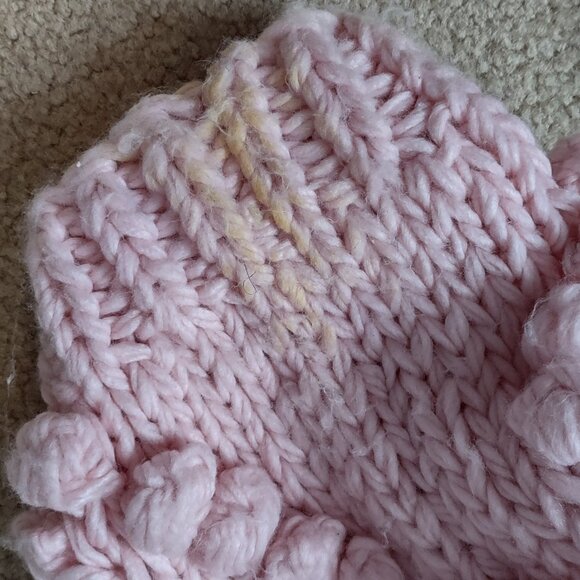 Heart knit cardigan - Taylor Swift inspired - Picture 3 of 3